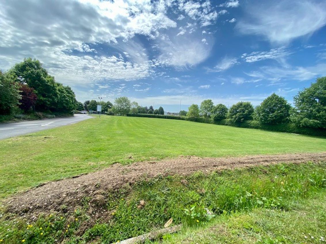 To Let Thatcham Garden Centre, Land To Let, Thatcham Garden Centre