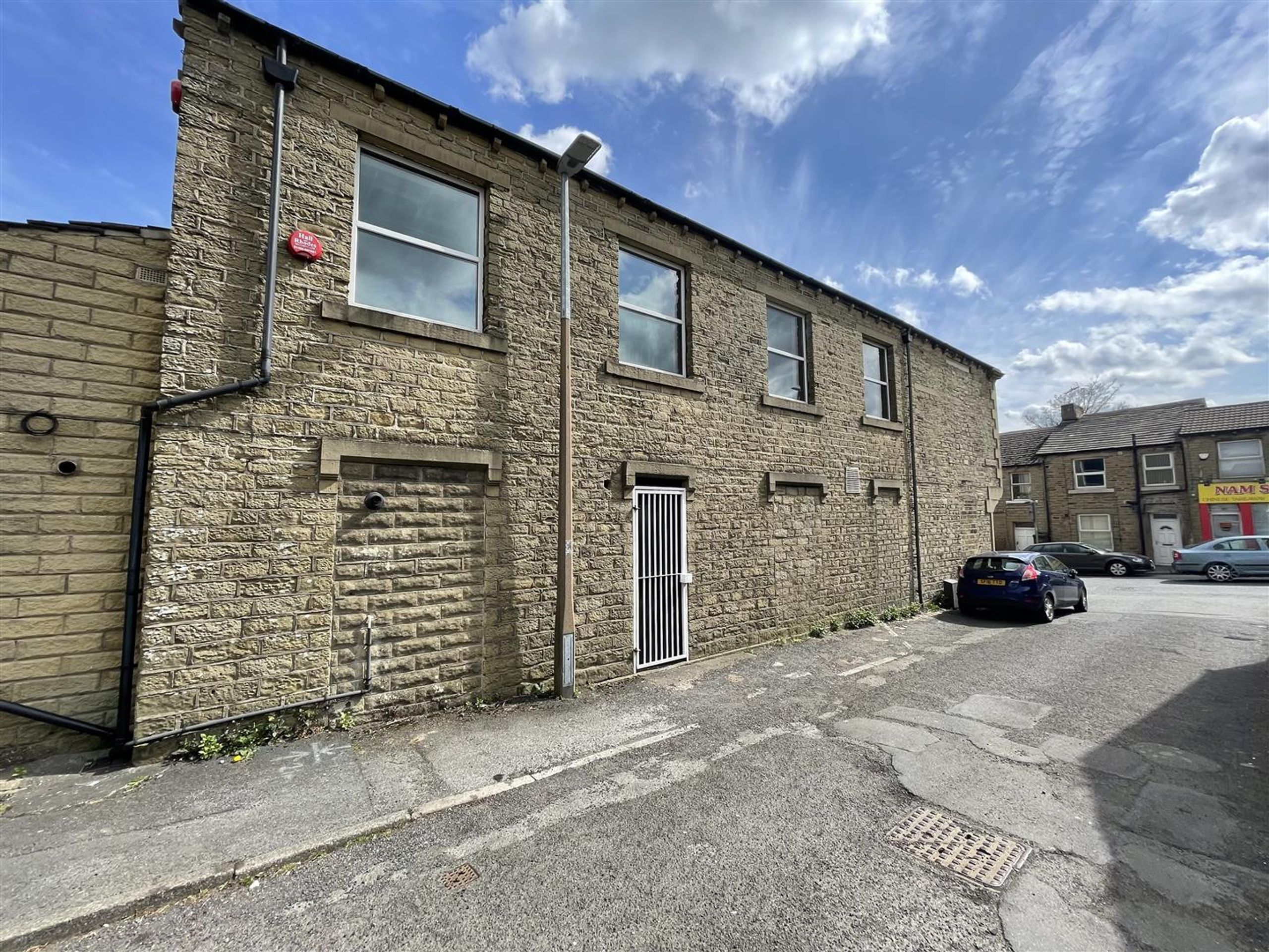 For Sale Blackmoorfoot Road, Crosland Moor, Huddersfield PropList
