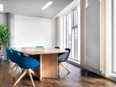 Property Image for Regus Southampton Airport, George Curl Way, Southampton, Hampshire, SO18 2RZ