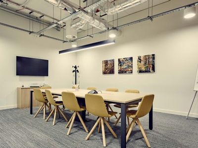 Property Image for Regus Bournemouth, 19 Oxford Road, Bournemouth, Dorset, BH8 8GS