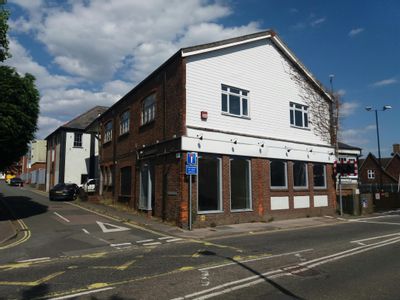Property Image for Unit 1 & 1a Penns Road, Petersfield, GU32 2EW