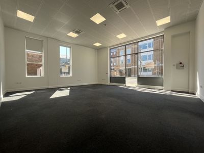 Property Image for 4, Haslett Avenue, Crawley, West Sussex, RH10 1HS