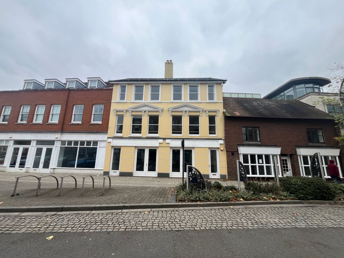 31-33, High Street, Crawley, West Sussex, RH10 1HS