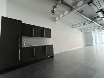 Property Image for 35b, High Street, Crawley, West Sussex, RH10 1HS