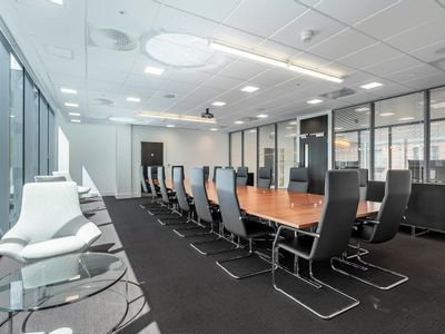 Property Image for Regent House, 90-96 Victoria Road, Chelmsford, CM1 1QU