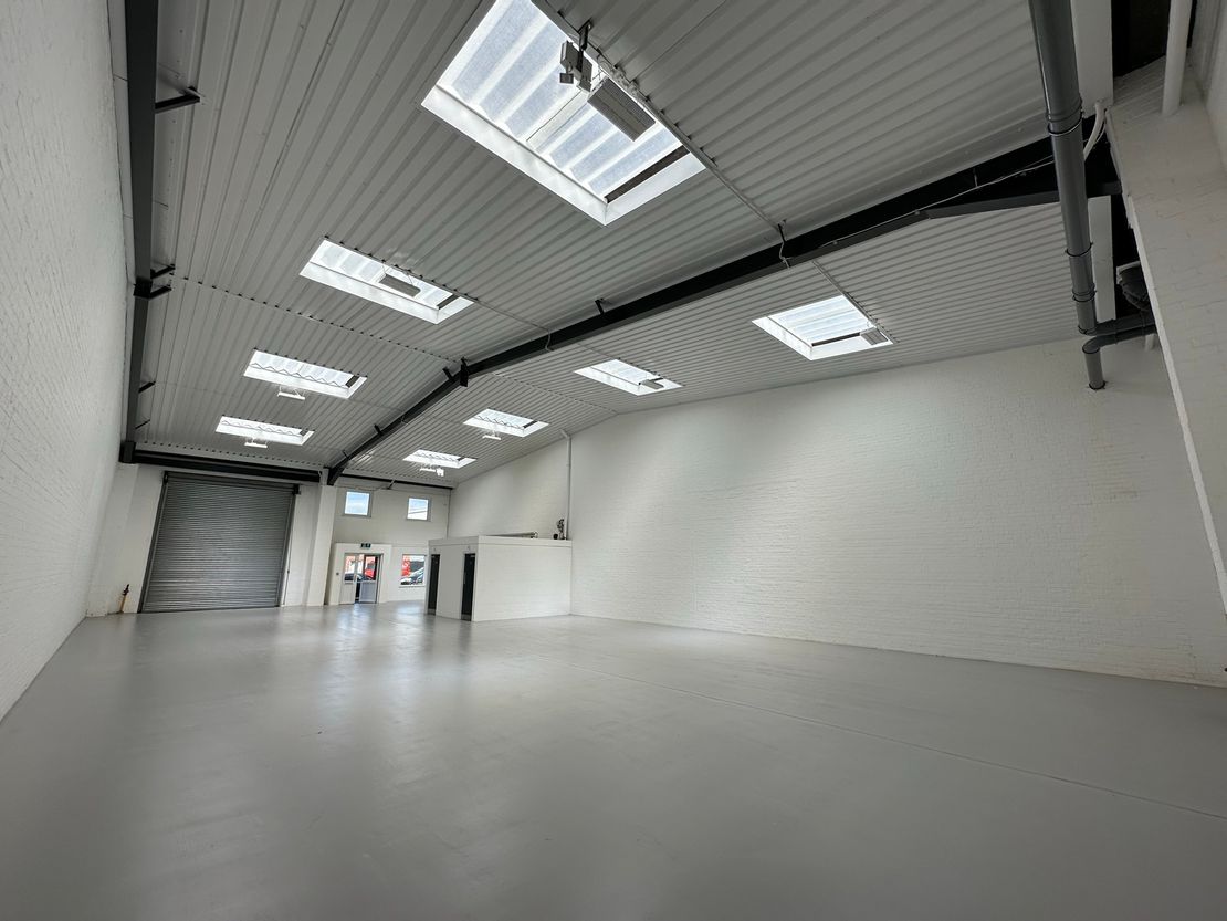 Unit 52, Hammonds Drive Industrial Estate, Hammonds Drive, Eastbourne, East Sussex, BN23 6PW