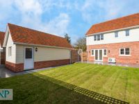 Property Image for 4 Coulson Gardens, Bocking