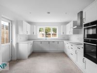 Property Image for 2 Coulson Gardens, Bocking