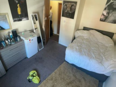 Property Image for 72 Wallace Road, Ipswich, East Of England, IP1 5BZ