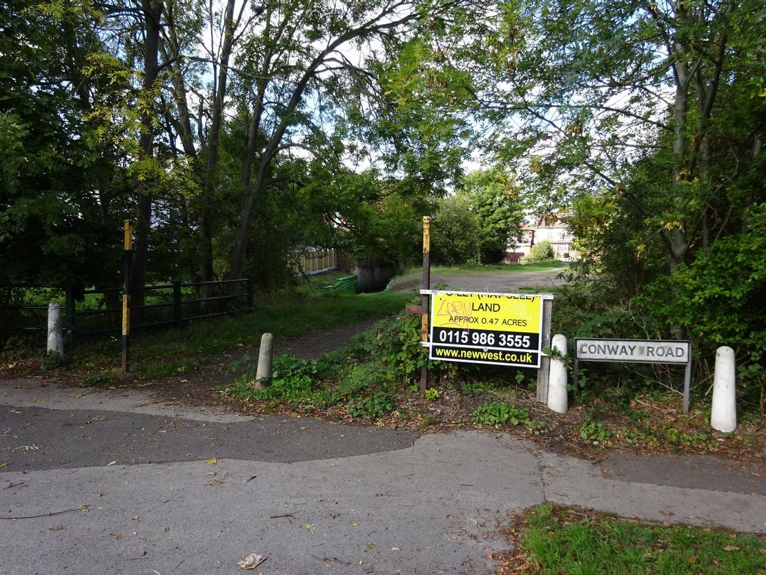 Burton Rd, Carlton, Nottingham NG4 3GP