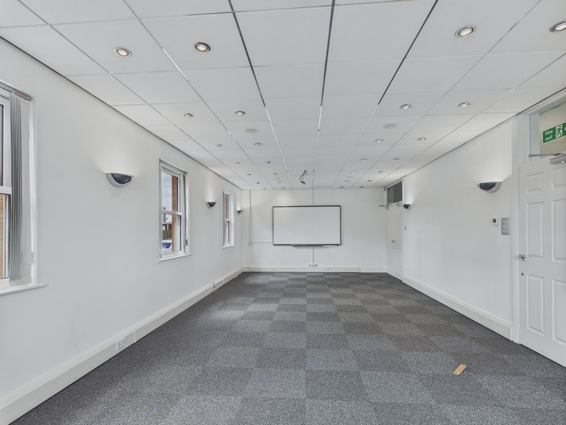 Chowley 1 Chowley Oak Business Park, A41 Bolesworth Tattenhall, Chowley Oak Lane, Chester, Chester, Cheshire, CH3 9GA