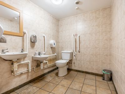 Property Image for 45 Stodman Street | Newark upon Trent| Nottinghamshire | NG24 1AW