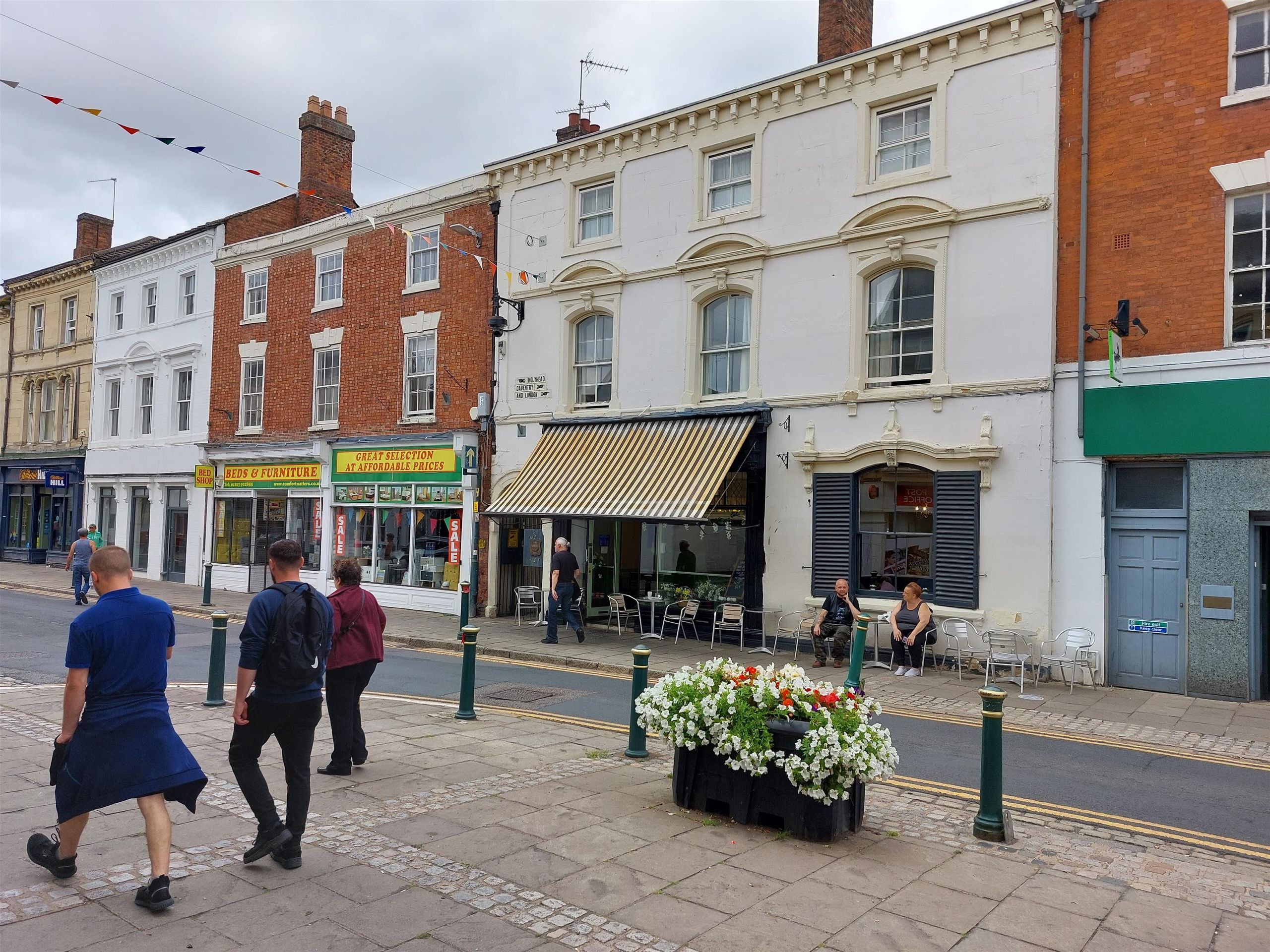 For Sale 9294 Long Street & 114 Bakers Court, Atherstone, North