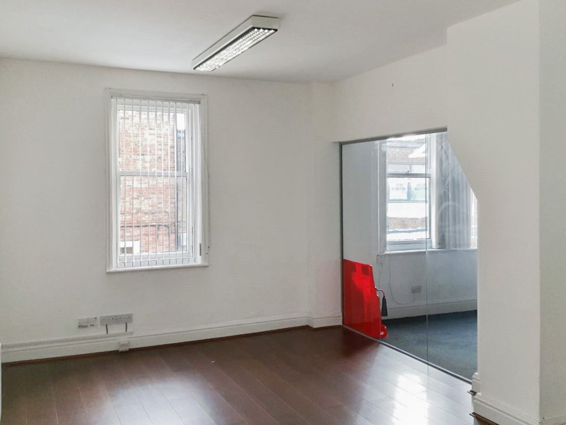 First Floor Offices | Central Buildings | Middlegate | Newark | Notts | NG24 1AG