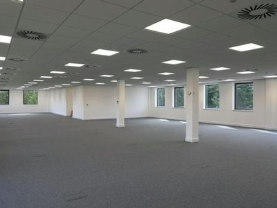 Property Image for 1 Sterling Court, Leeds, WF3 1EL