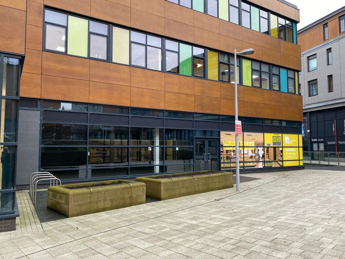Unit 8, 2 Burgage Square, Wakefield, WF1 2TS
