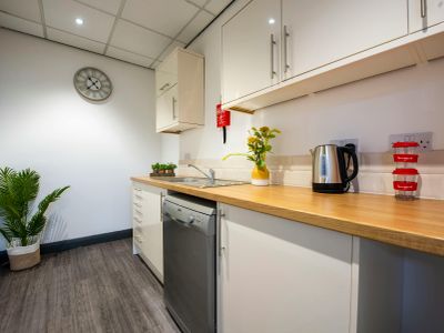 Property Image for Cliffe Park, Cliffe Park Way, Bruntcliffe Road, Morley, LS27 0RY