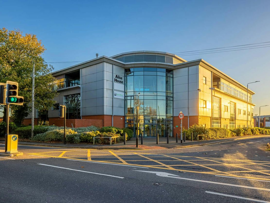 Ailsa House, Turnberry Park Road, Leeds, LS27 7LE