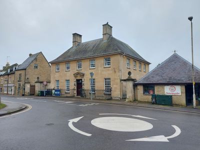 Property Image for The Old Post Office, 13 West Street, Chipping Norton, Oxfordshire, OX7 5EL