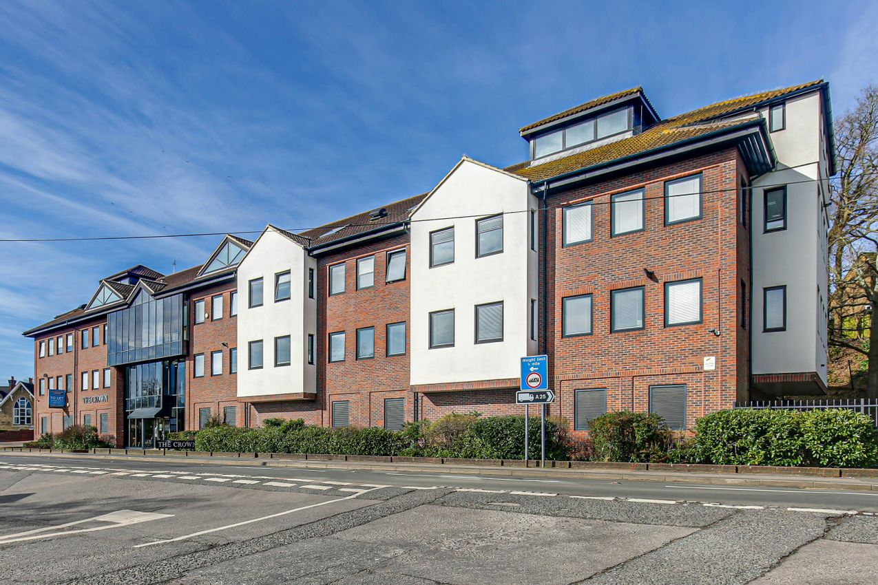 To Let The Crown, London Road, Westerham, TN16 1DL PropList