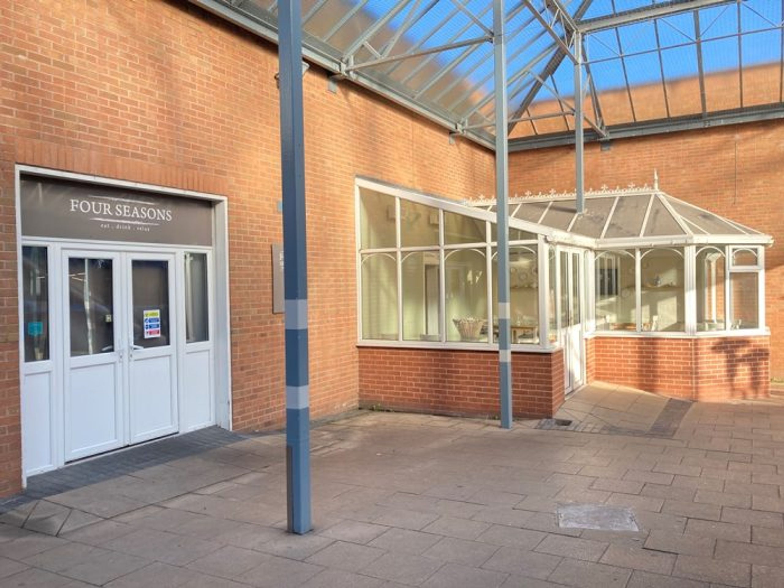 For Sale Unit E6 Park Farm Shopping Centre, Unit E6 Park Farm Shopping