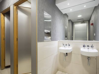 Property Image for 43 London Wall, London, Greater London, EC2M 5TF