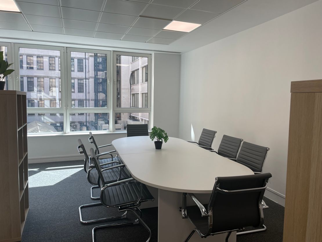 43 London Wall, London, Greater London, EC2M 5TF