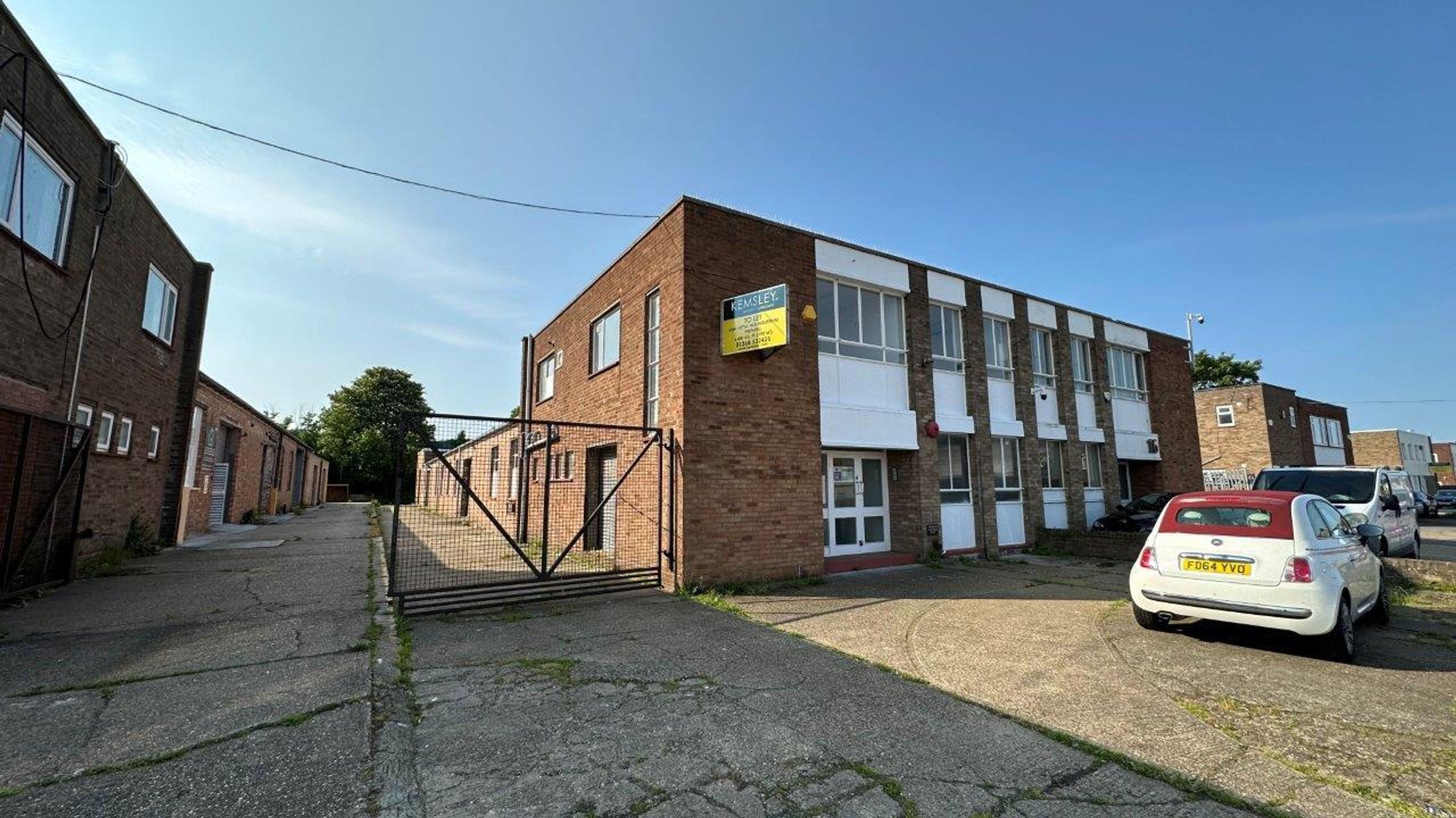To Let 18, Towerfield Road, Shoeburyness, SouthendOnSea, Essex, SS3