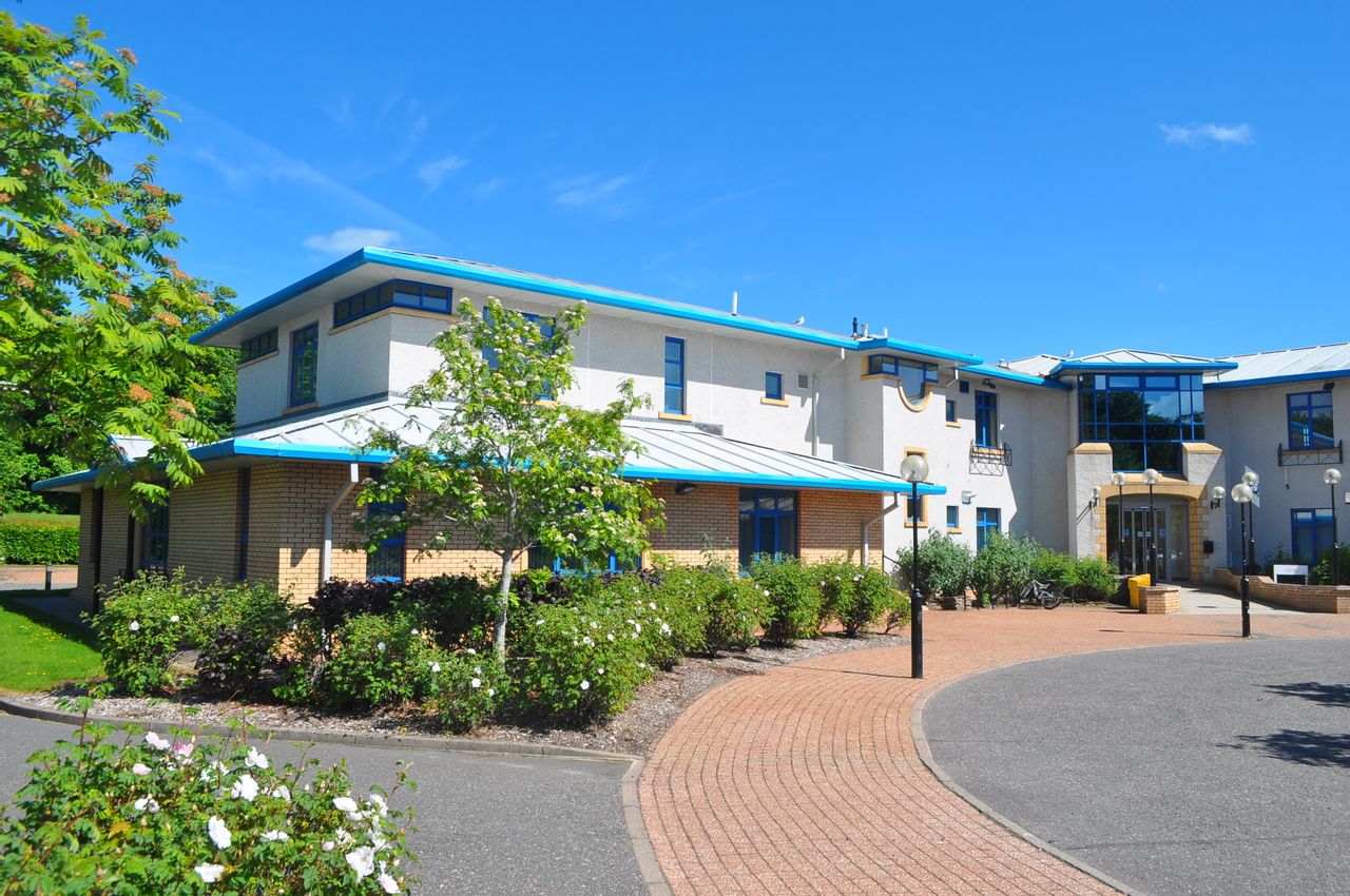 For Sale Fyrish House, Dail Nan Rocas, Teaninich Industrial Estate