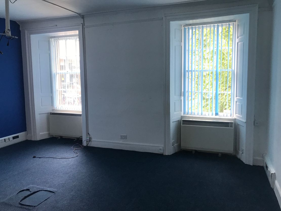8 South Tay Street, Dundee, DD1 1PA