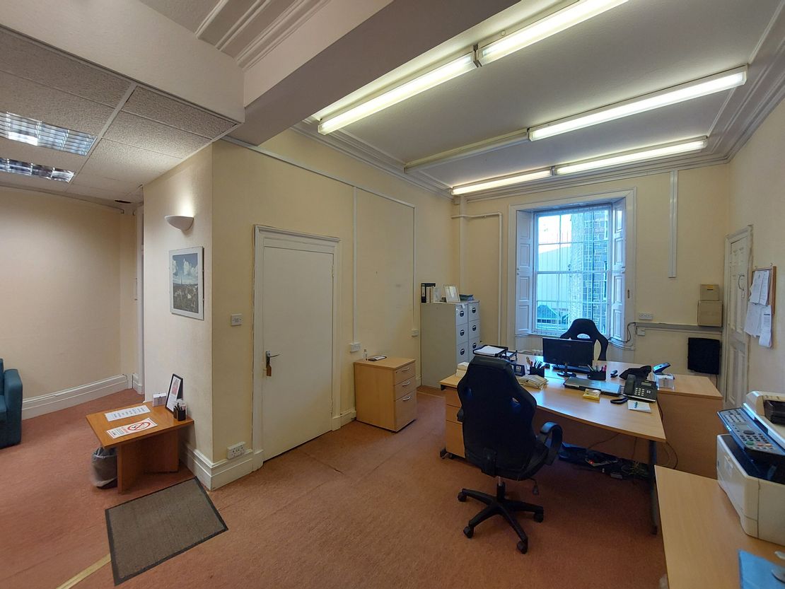 9 South Tay Street, Dundee, City Of Dundee, DD1 1NU