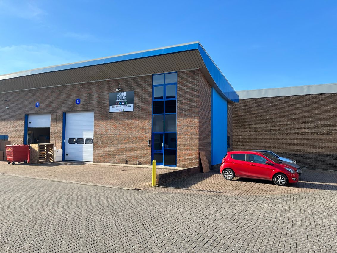 To Let: Unit 6 Brickfield Trading Estate, Brickfield Lane, Chandlers ...