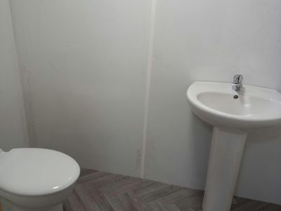 Property Image for Lower Ground Floor, 514 Doncaster Road, Barnsley, S70 3PE