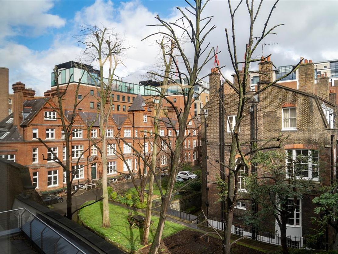 5 Old Bailey, London, Greater London, EC4M 7BA