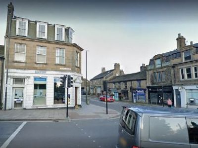 Property Image for 1, High Street East, Glossop, SK13 8DA