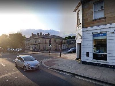 Property Image for 1, High Street East, Glossop, SK13 8DA
