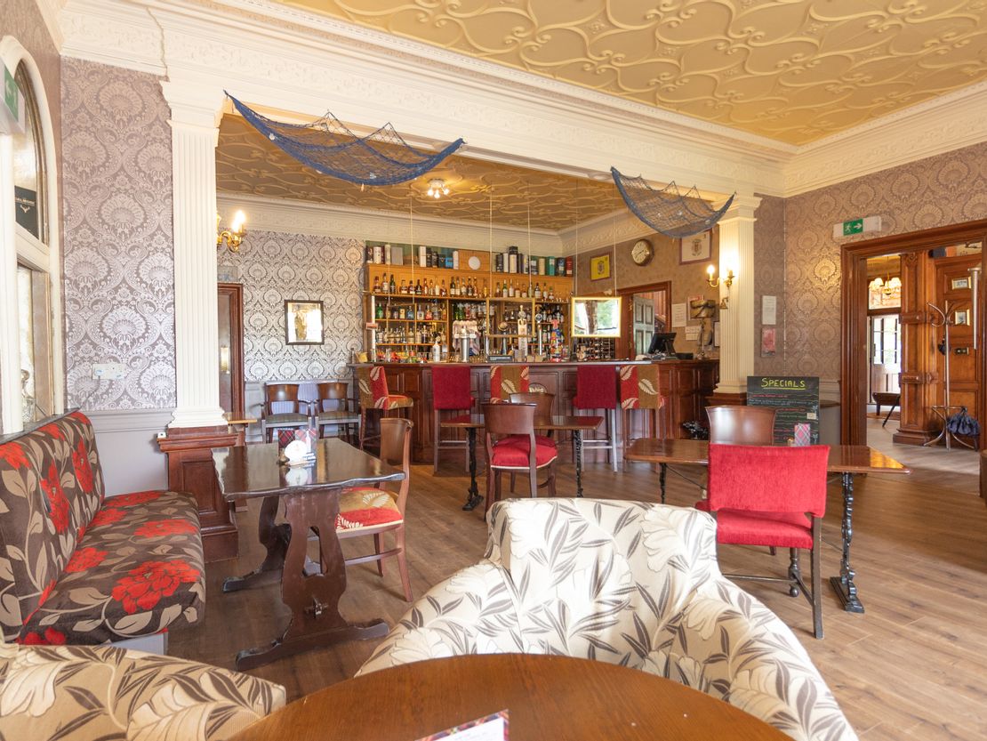 Mansfield Castle Hotel And Morangie House Hotel, Morangie Road, Tain, Highland, IV19 1PY