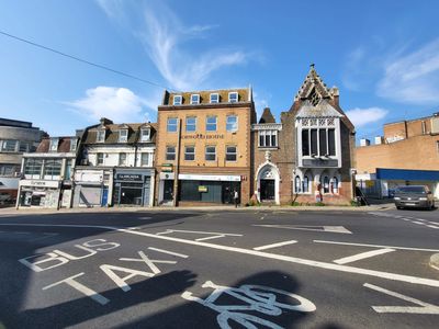 Property Image for Ground Floor, 9 Dyke Road, Brighton, East Sussex, BN1 3FE