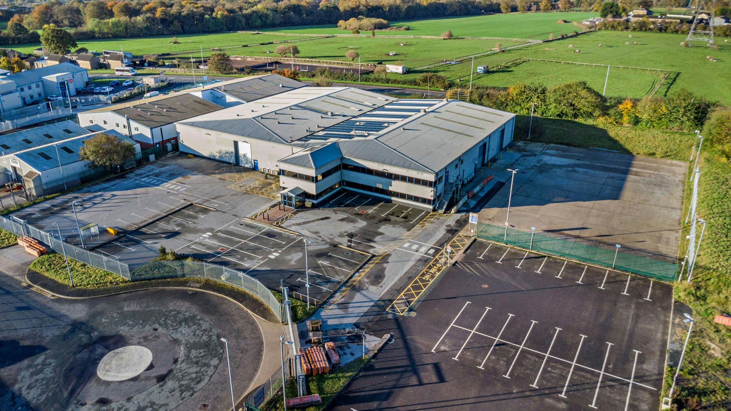 To Let Astley 31, Astley Way, Astley Lane Industrial Estate, Leeds