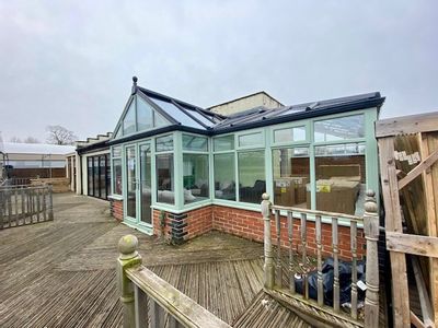 Property Image for Studley Grange Garden Centre, Swindon, Wiltshire, SN4 9QT