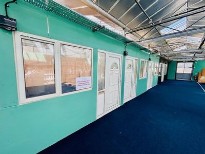 Property Image for Studley Grange Garden Centre, Hay Lane, Swindon, Wiltshire, SN4 9QT