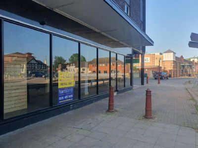 Property Image for Unit 2, 1 High Street, Kidderminster, Worcestershire, DY10 2DJ