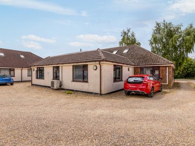 Property Image for Swineshead, Boston