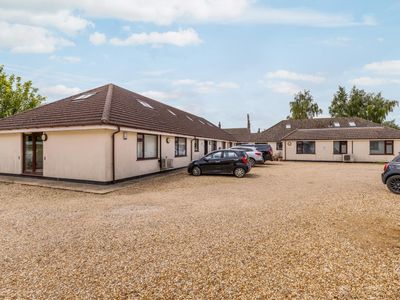 Property Image for Swineshead, Boston