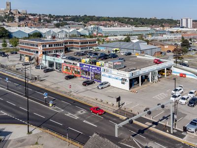 Property Image for Unit 4 The Pelham Centre, Canwick Road, Lincoln, East Midlands, LN5 8HE