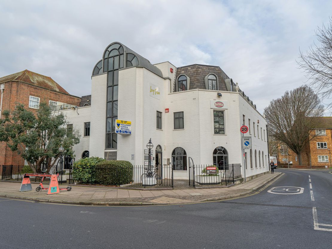First Floor Suite A The Old Treasury, 7 Kings Road, Southsea, PO5 4DJ