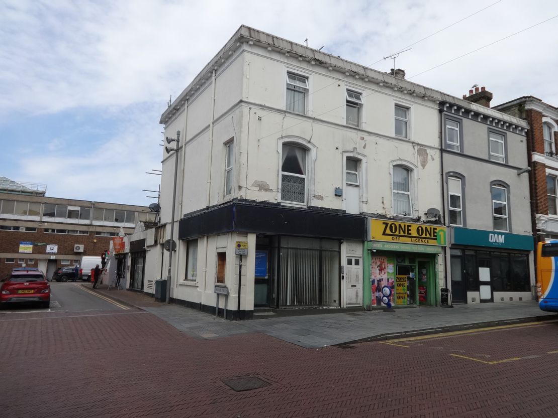 26A  Bank Street, Ashford, Kent, TN23 1BE