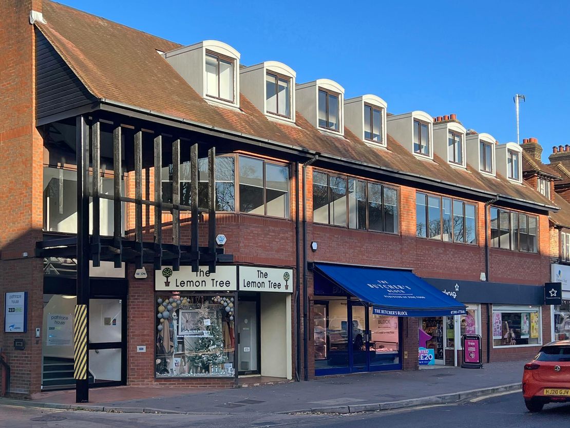 First Floor Pathtrace House, 91-93 High Street, Banstead, SM7 2NL