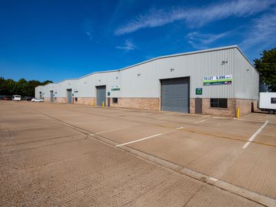 Property Image for 8 Gatwick Distribution Centre, Whittle Way, Crawley, West Sussex, RH10 9RT