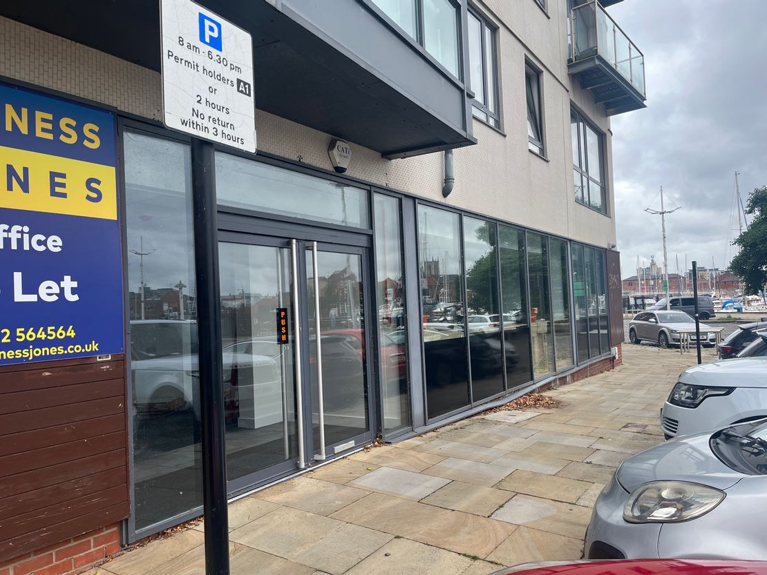 Commercial Unit, Freedom Quay, Railway Street, Hull, East Yorkshire, HU1 2BE